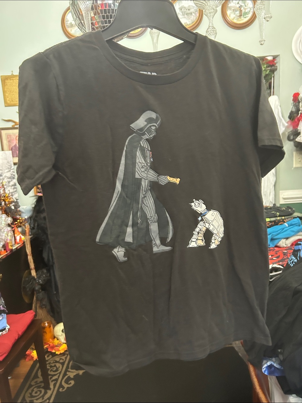 MAD Engine Star Wars Black Short-Sleeve Tee with Darth Vader & Droid Graphic